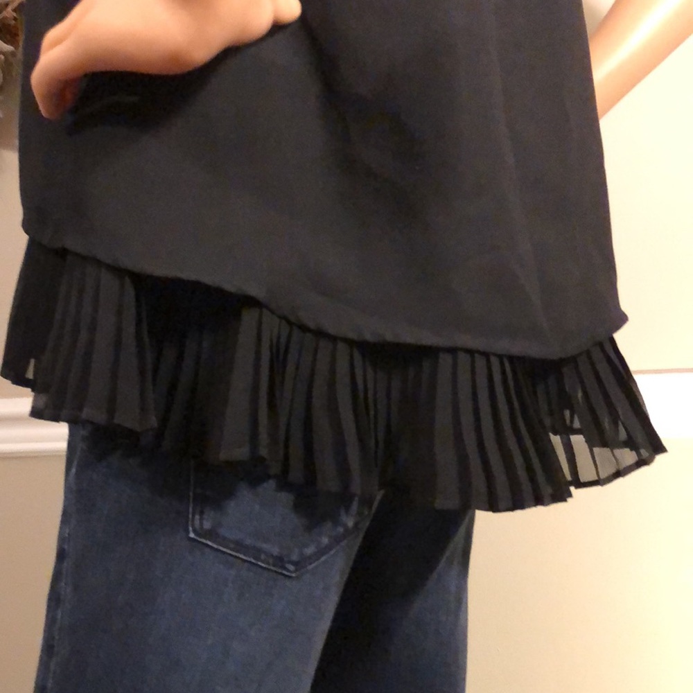 Abercrombie & Fitch-  Sleeveless Blouse - Picture 8 of 14